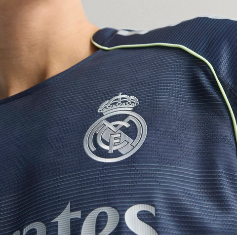 2025-26 Real Madrid Away Shirt