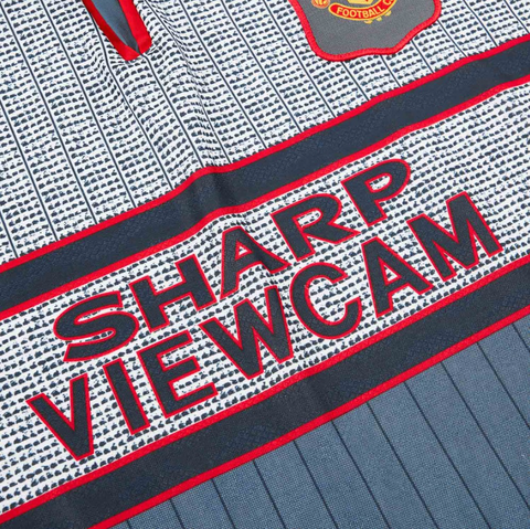 1995-96 Manchester United Away Shirt